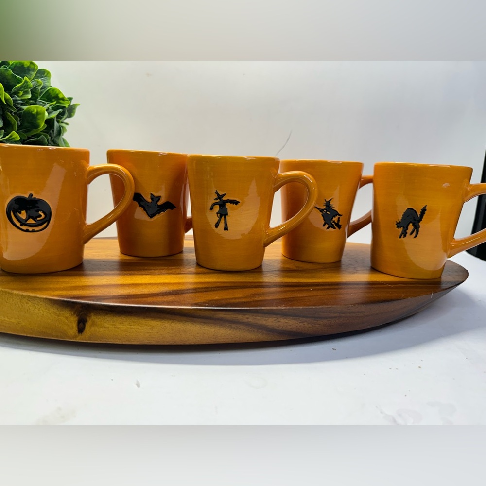 Williams Sonoma Halloween Mug Set Witch Bat Scarecrow Pumpkin Cat Set Of 5